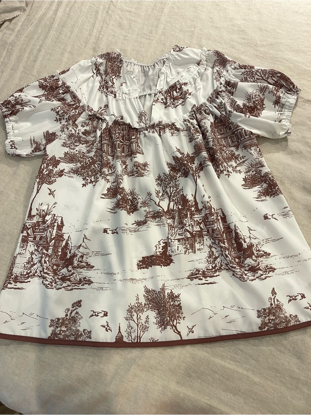 Boutique White & Brown Toile Puff Sleeve Blouse size medium